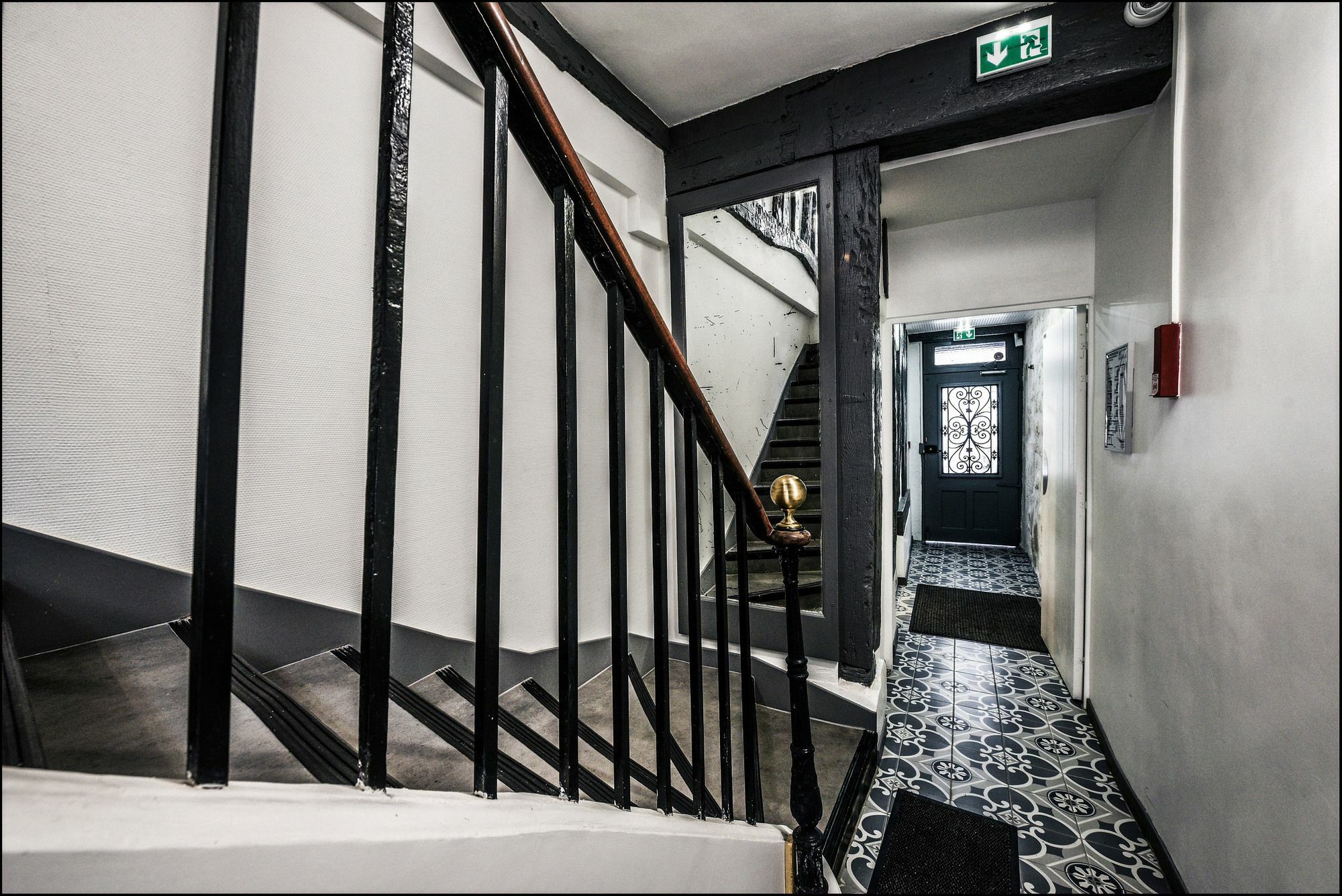 Hotel Residence Montebello Paris Exterior photo